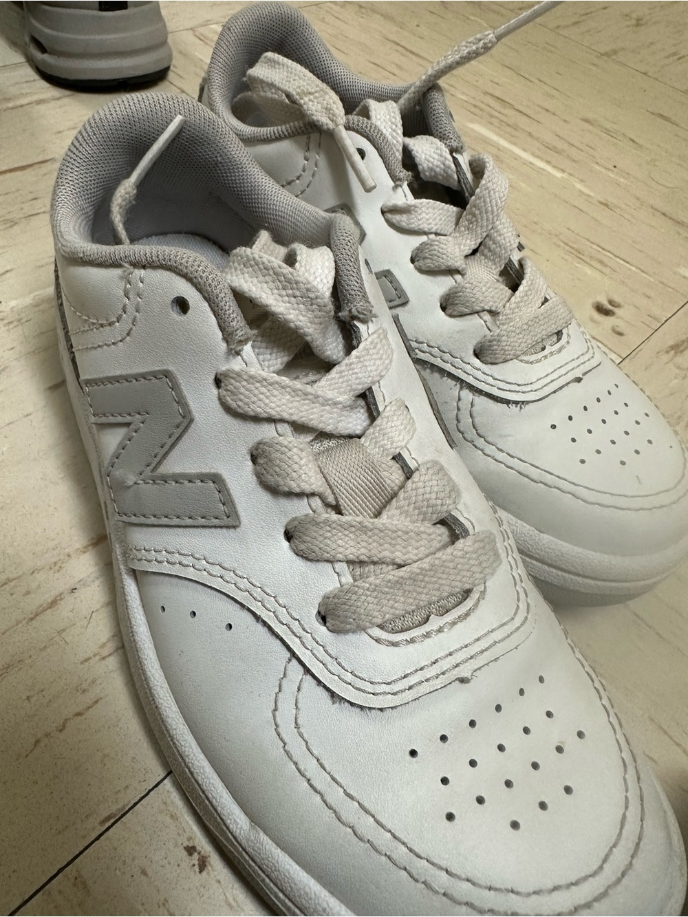 New Balance White and Light Gray Kids Sneakers